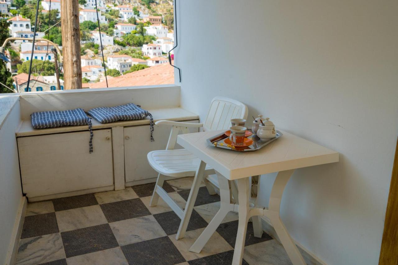 Hydra'S Harbor Hideaways - Cozy Coastal Getaways Apartment Bagian luar foto